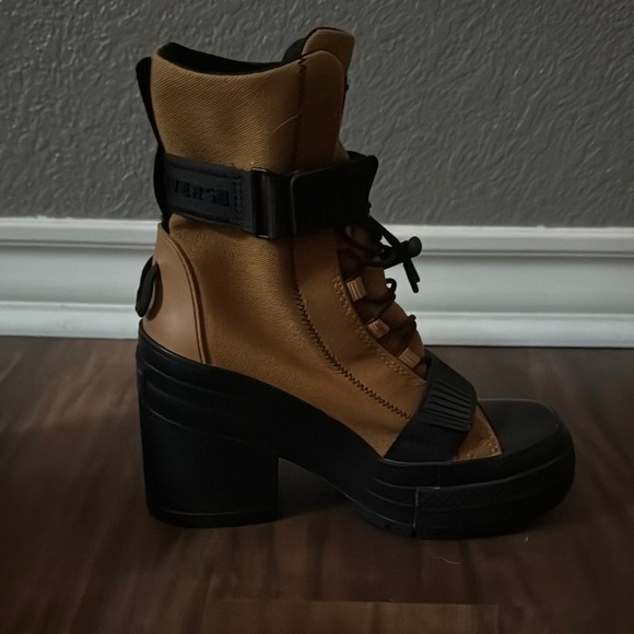 Converse Tan and Black Combat Moto Boots with Chunky Sole - Picture 2 of 4